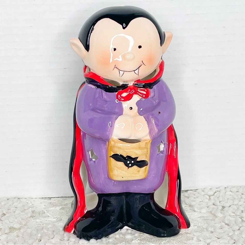 Dennis East 2004 Halloween Vampire Trick-or-Treater Candle Votive Holder